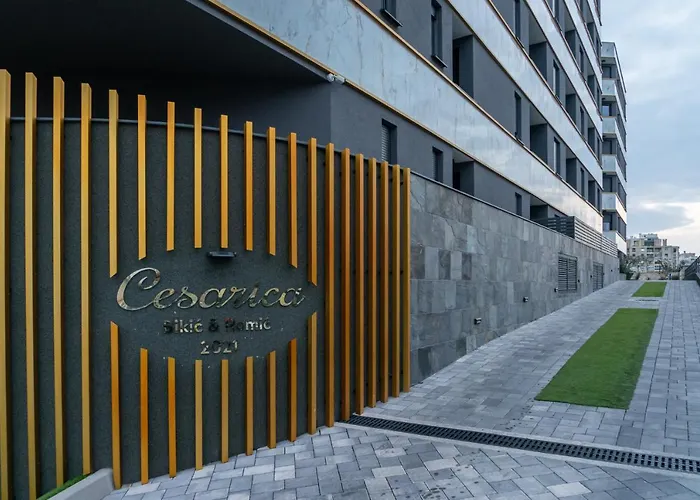 Luxury Ruby Apartment Split